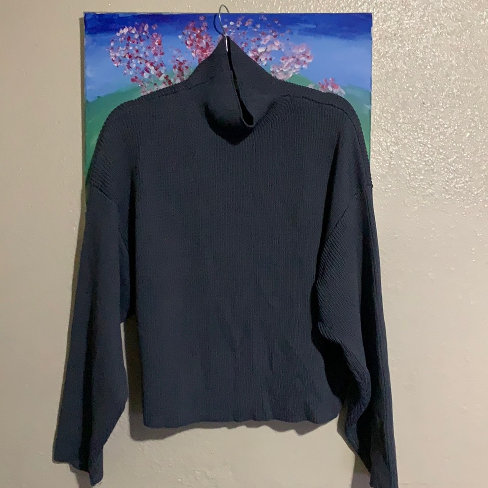 Mock neck Crop Sweater